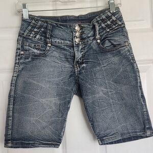 Gogo Star Bermuda Shorts